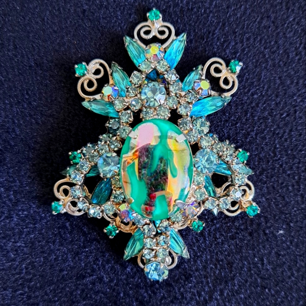 Vintage D&E Bluegreen/Silver Brooch